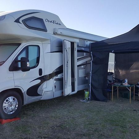 Wonky Stables Holiday Park Forrest Exterior foto